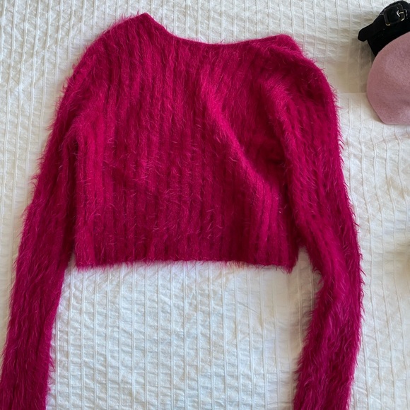 Cozy cropped tie front top - Picture 3 of 3